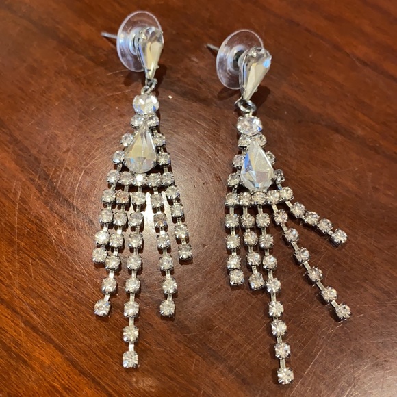 Rhinestone Necklace and Earing Set - Picture 3 of 5